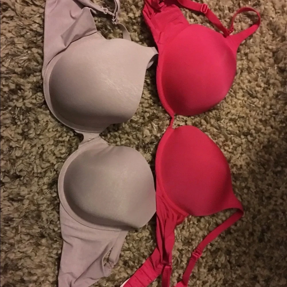 Vs 32DD bundle - Picture 1 of 3